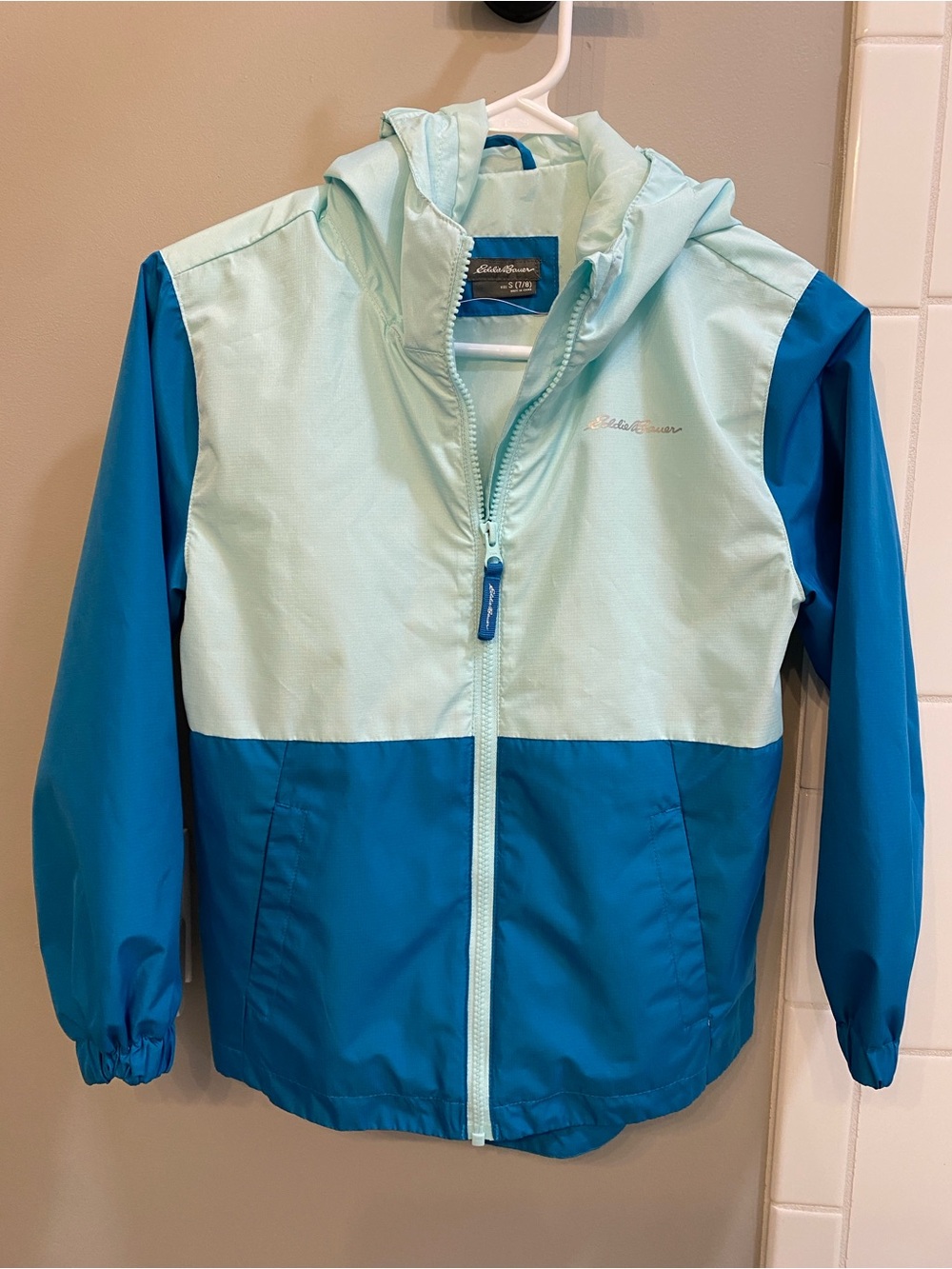 Eddie Bauer Two-Tone Light Aqua and Teal Kids Rain Jacket / Size S(7/8) / EUC